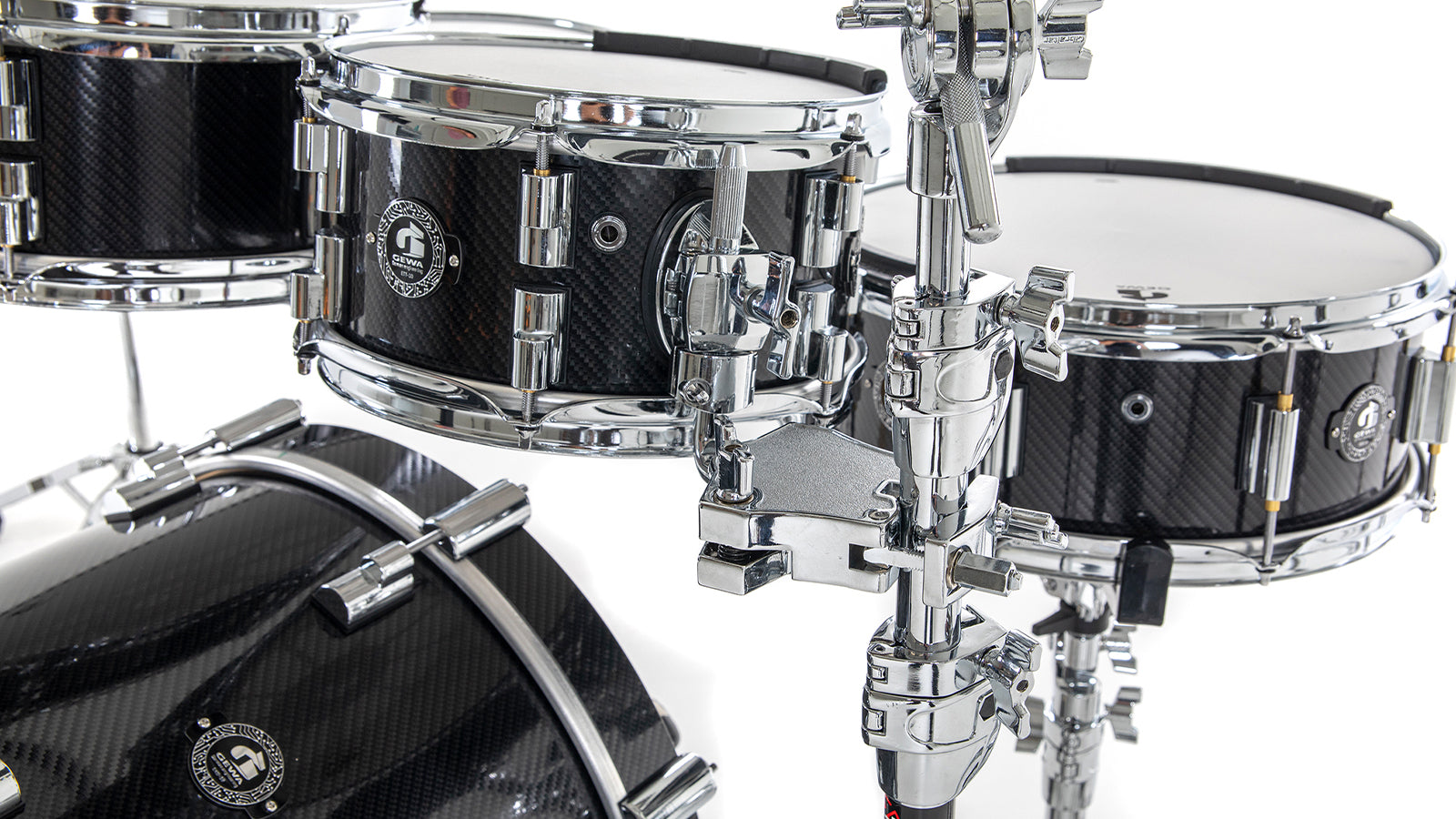 Closeup of GEWA G9 Club kit in Carbon finish