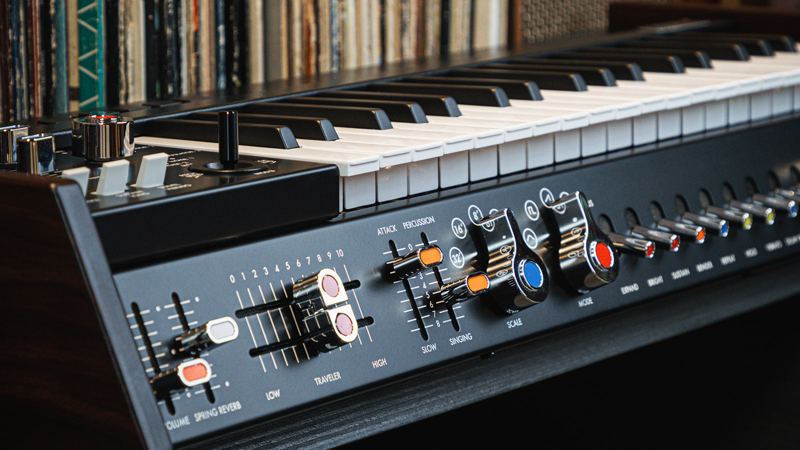 Closeup of MiniKorg 700Sm front edge controls