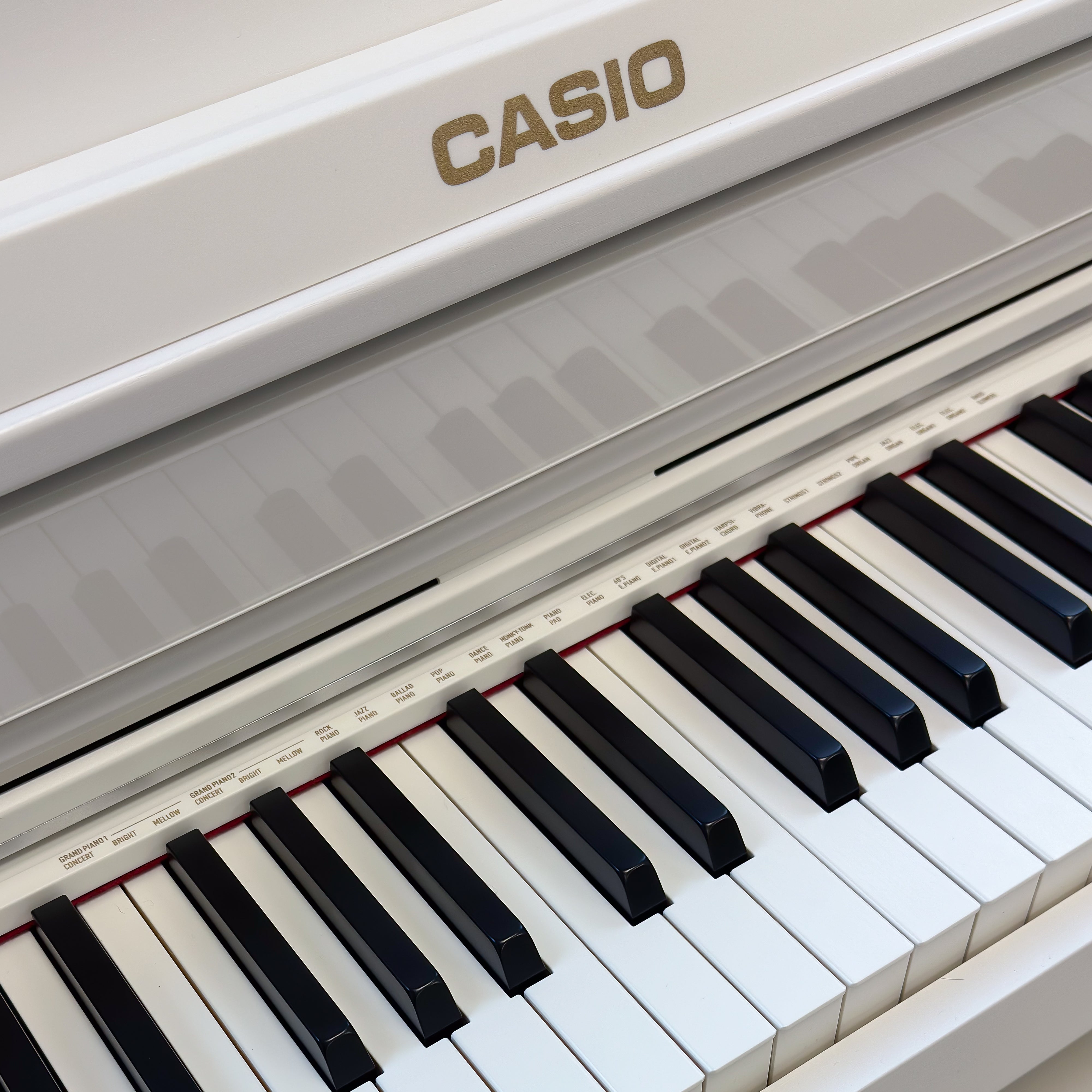 Casio Celviano AP-550 Digital Piano - White - view 14