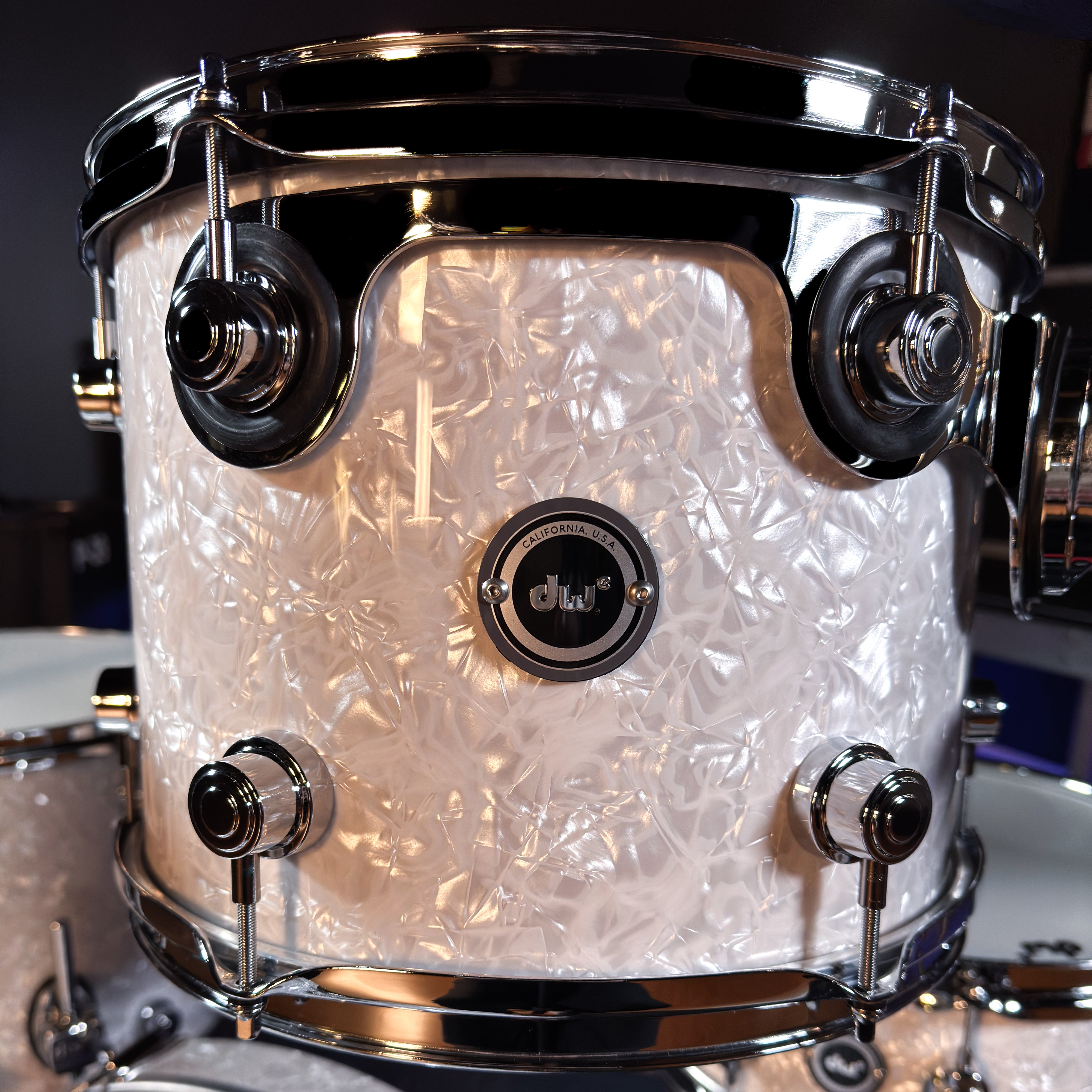 Drum Workshop DEKTFP05TBWMCP DWe 5-Piece, White Marine Pearl COMPLETE DRUM KIT - View 2