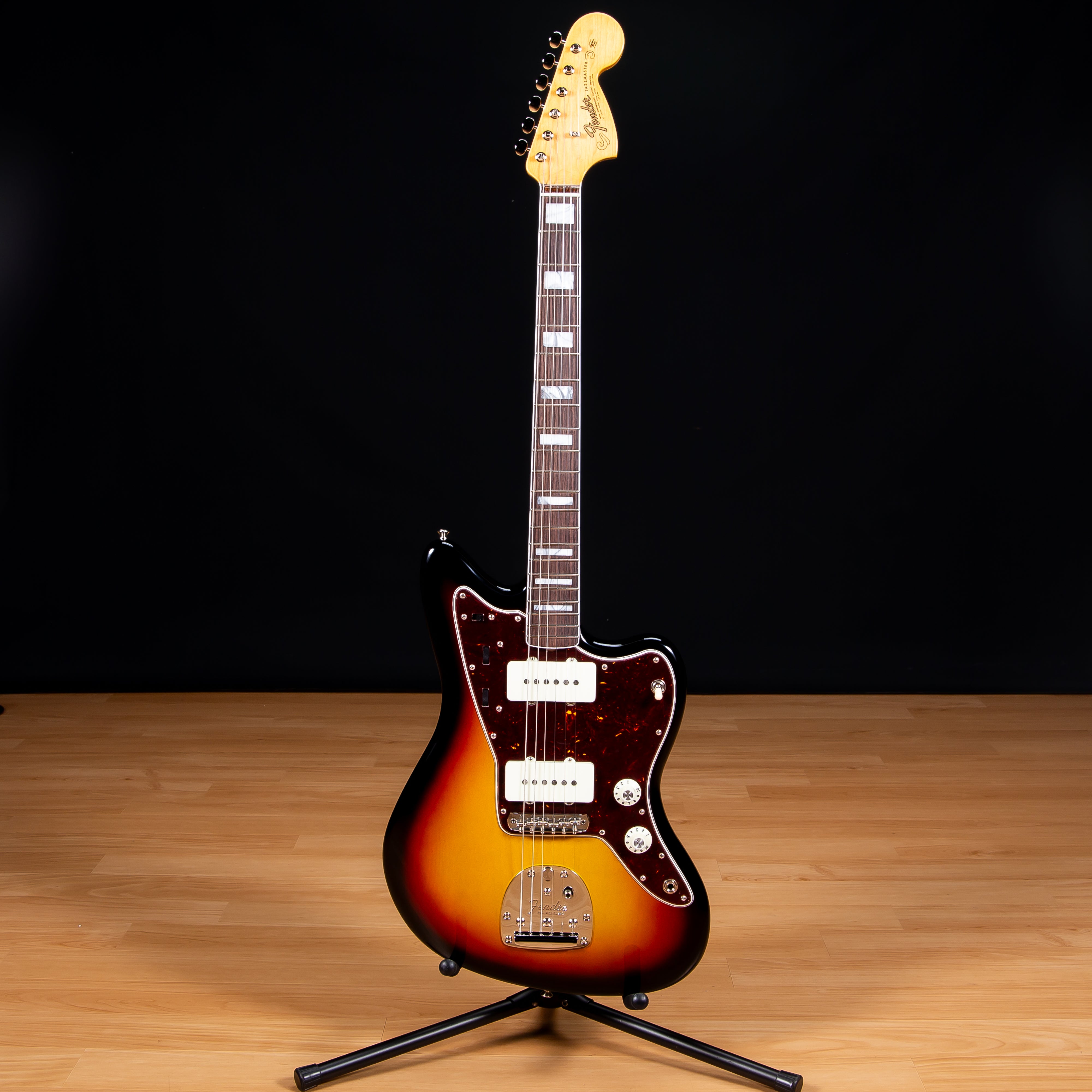 Fender American Vintage II 1966 Jazzmaster - 3-Color Sunburst SN V2327853