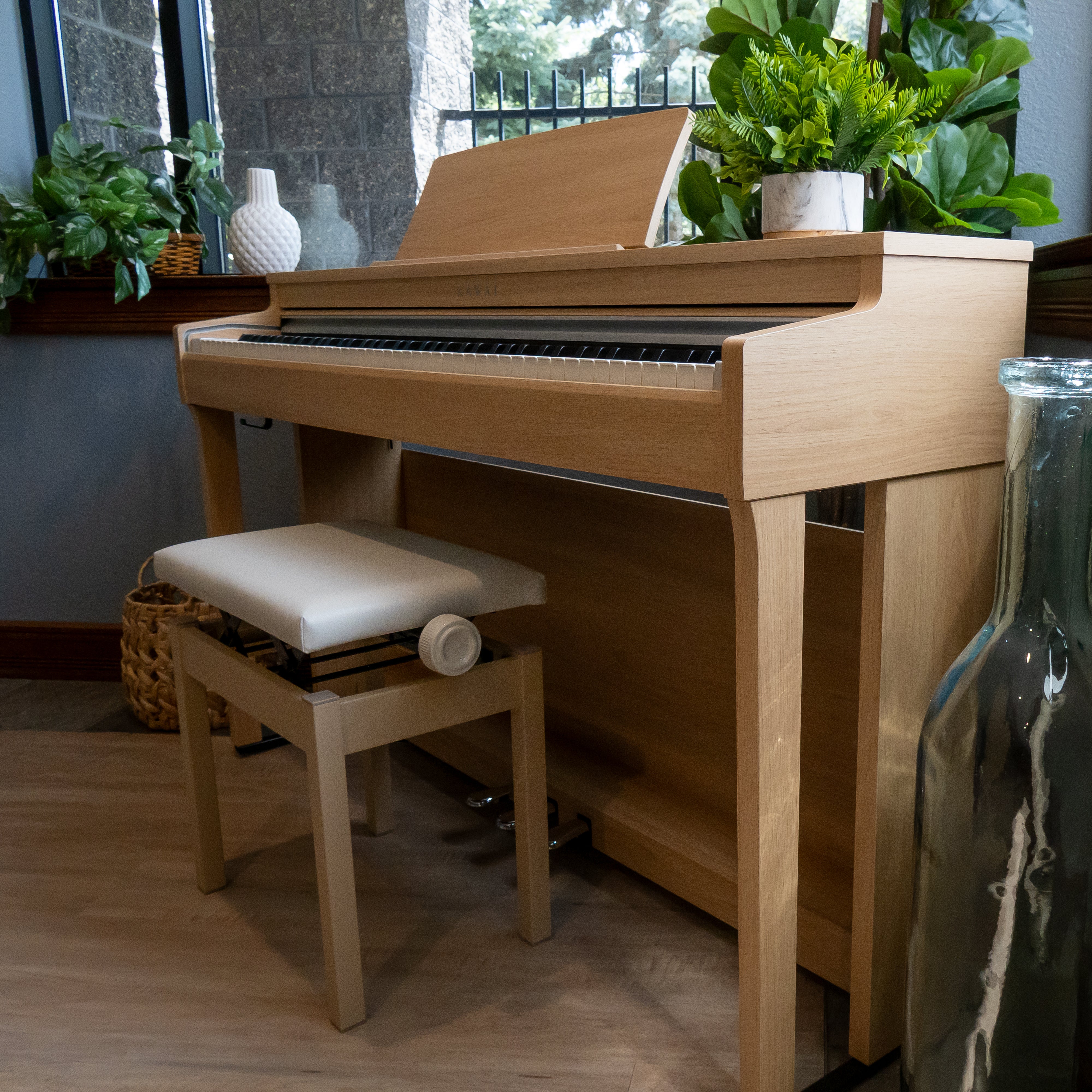 Kawai CN201 Digital Piano - Light Oak - View 11
