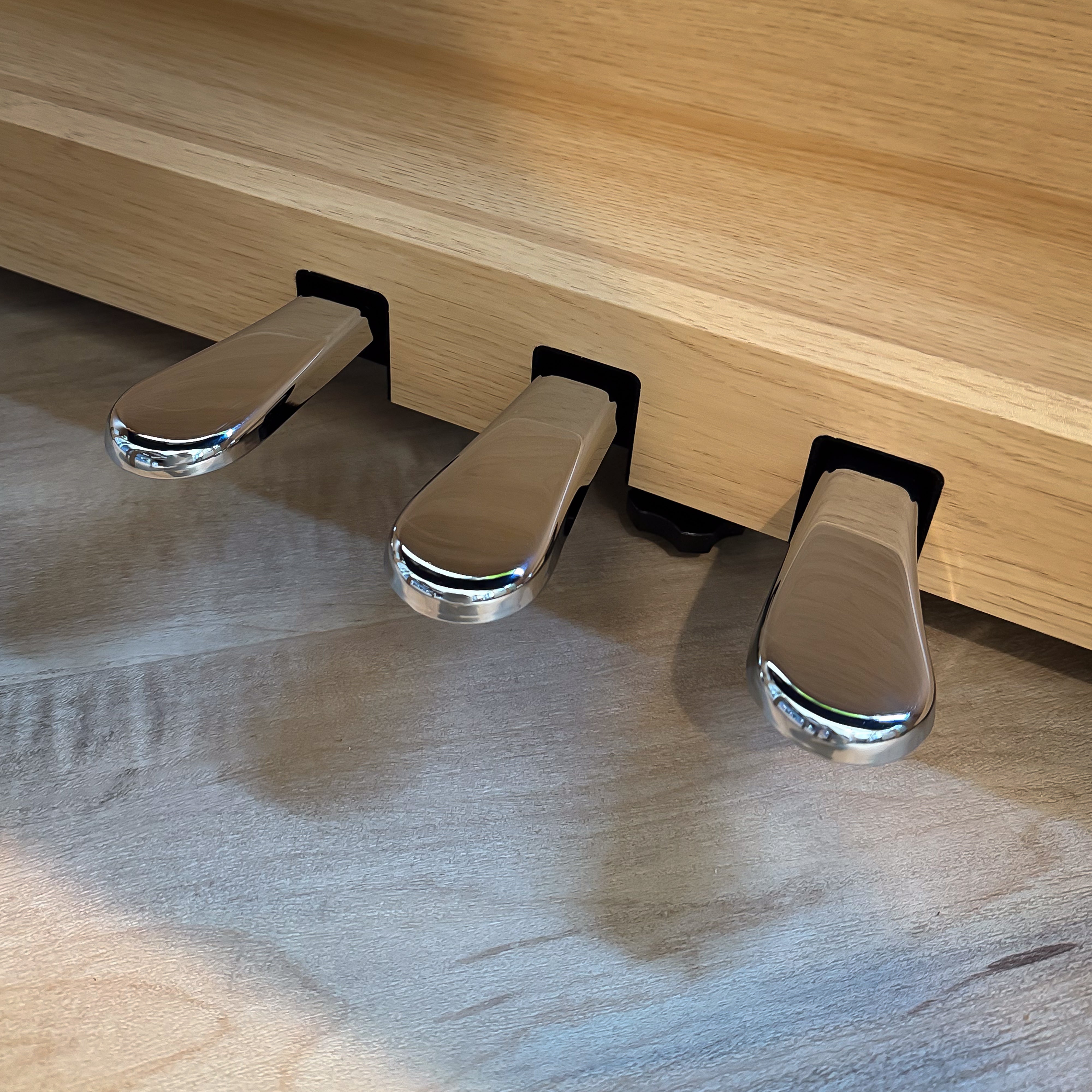 Kawai CN201 Digital Piano - Light Oak - View 19