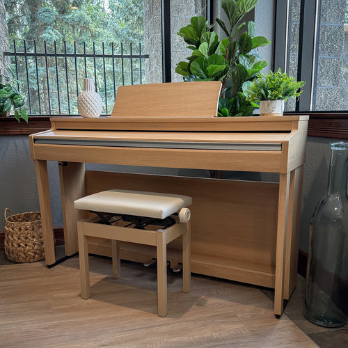 Kawai CN201 Digital Piano - Light Oak - View 9
