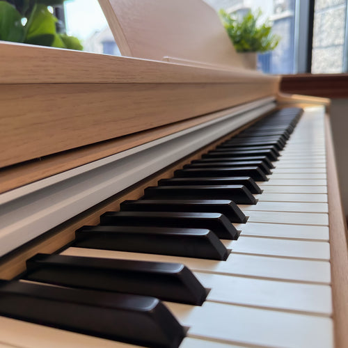 Kawai CN201 Digital Piano - Light Oak - View 5