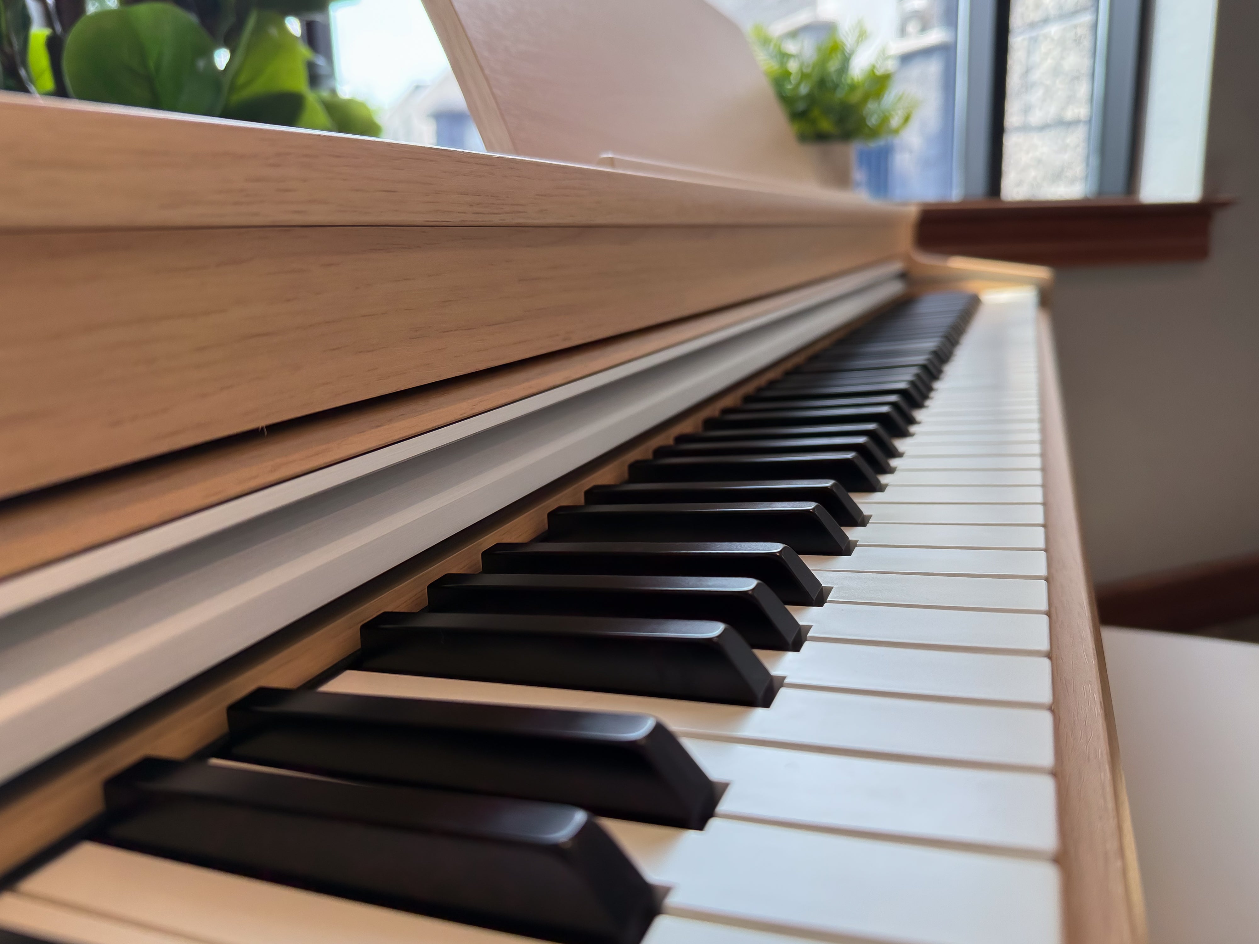 Kawai CN201 Digital Piano - Light Oak - View 5