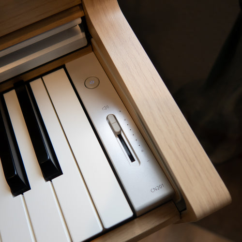 Kawai CN201 Digital Piano - Light Oak - View 14