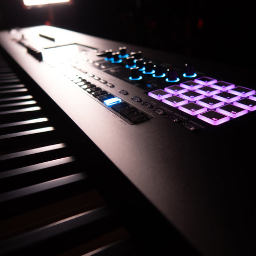 Roland Fantom 8 EX Workstation Keyboard View 9