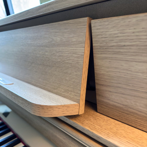 Roland LX-5 Digital Piano with Bench - Light Oak - View 10