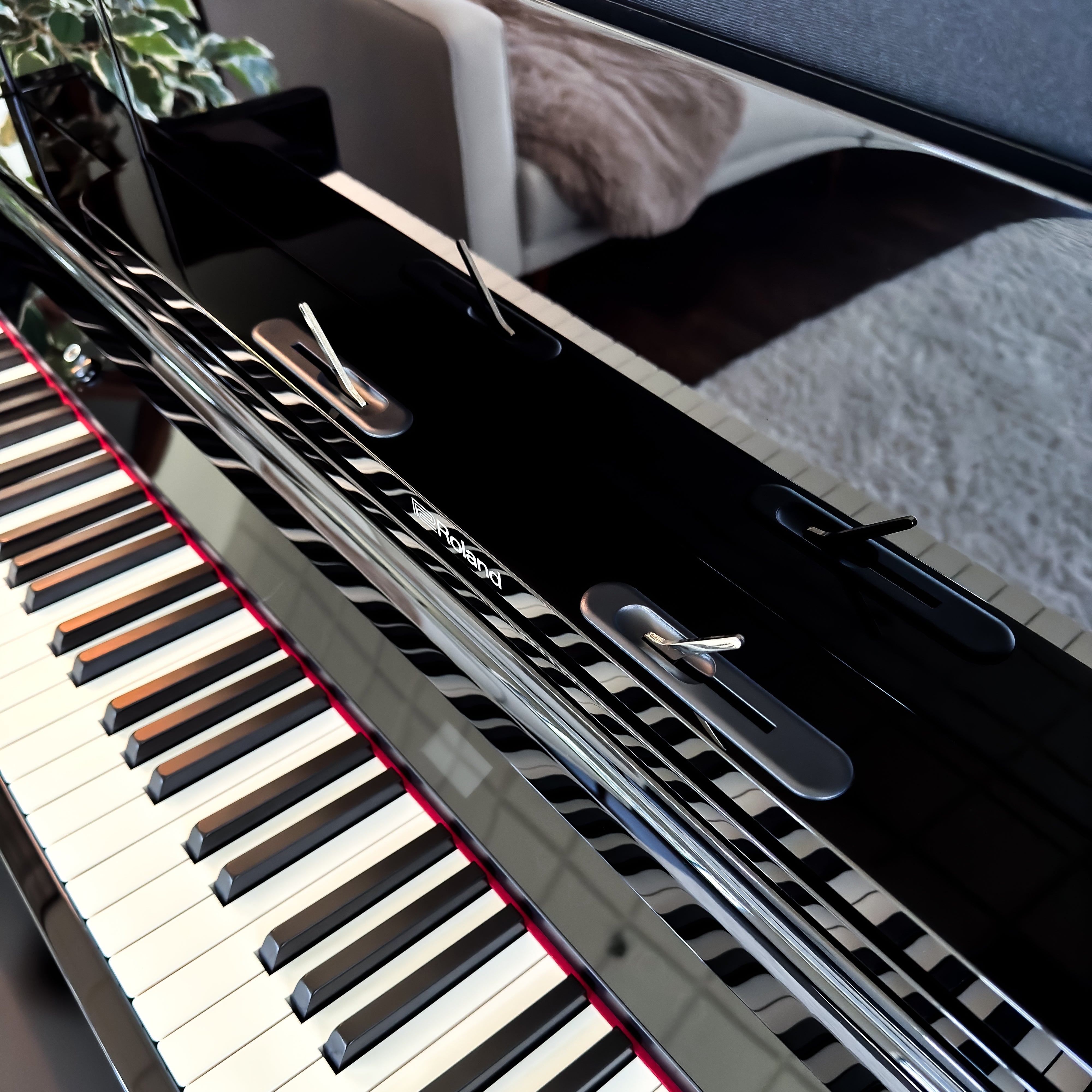 Roland LX-6 Digital Piano with Bench - Polished Ebony, View 7