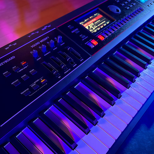 Roland Juno-D8 88-Key Synthesizer View 3