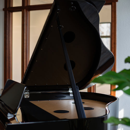 Roland GP-9M Digital Grand Piano with Moving Keys - Polished Ebony - View 5