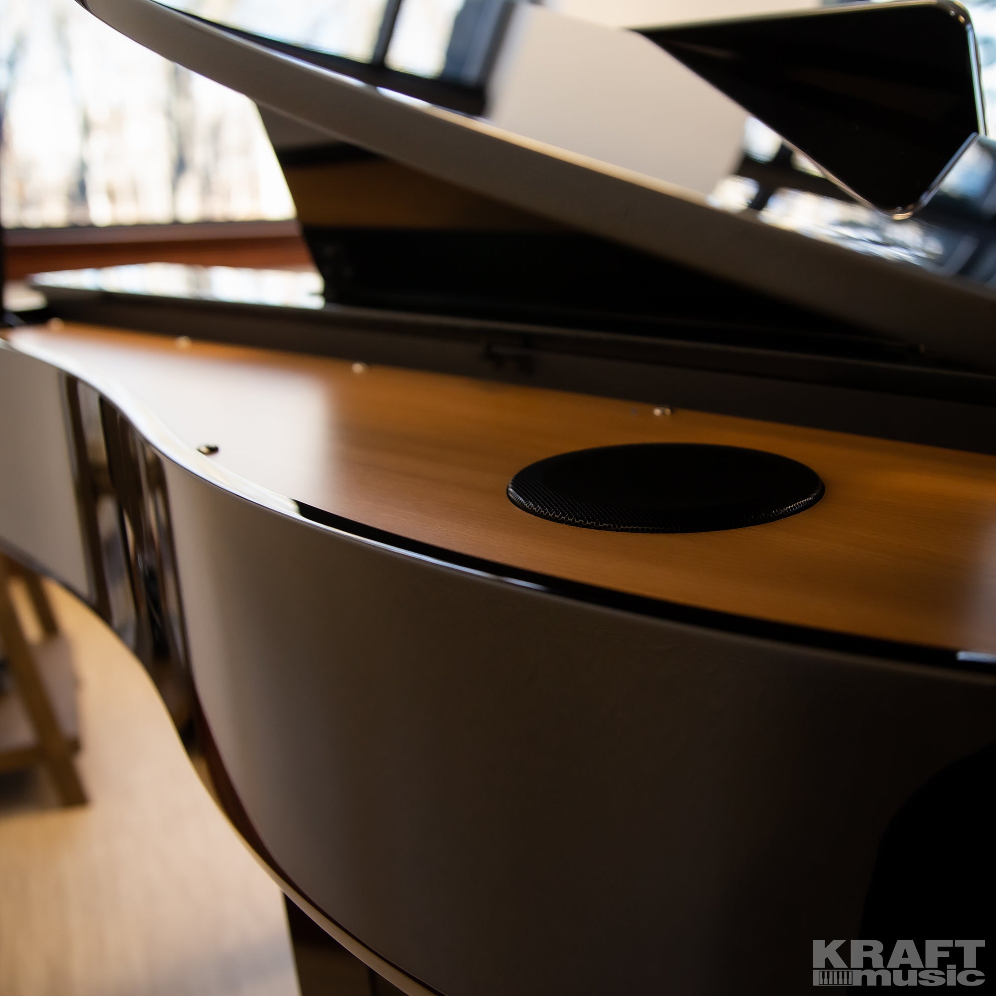 Roland GP-3 Digital Grand Piano - under lid speakers