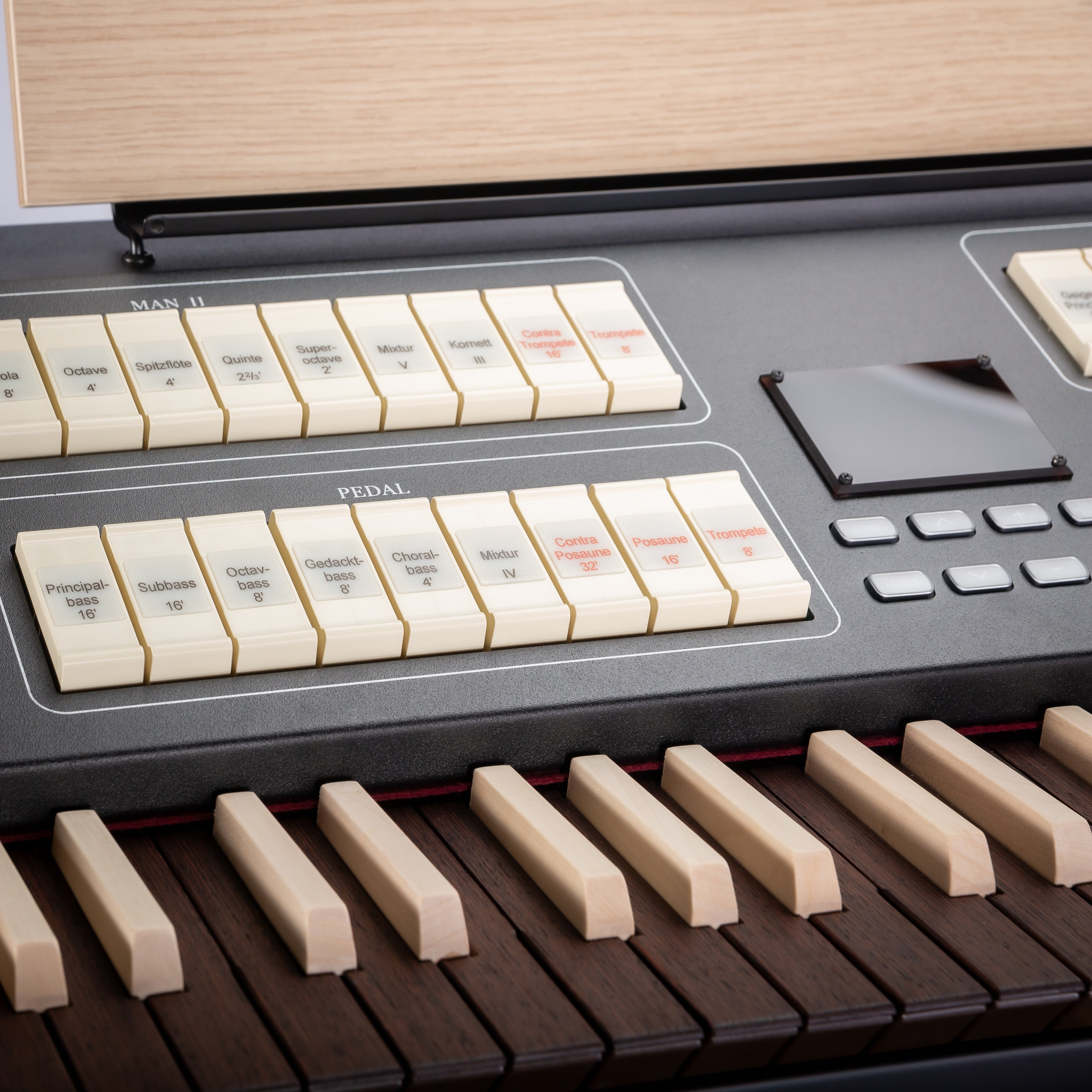 Viscount Cantorum Trio Plus Wood Keys 3 Manual Portable Organ - Close up - View 3