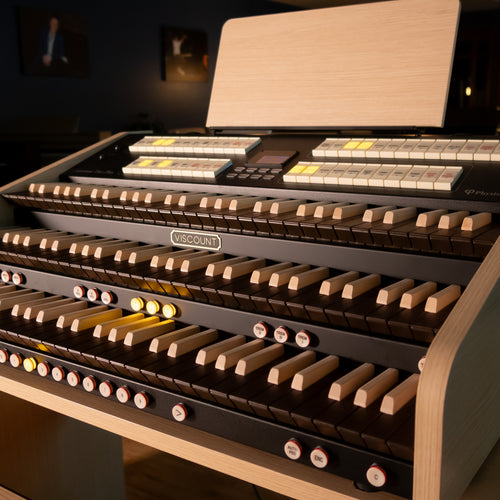 Viscount Cantorum Trio Plus Wood Keys 3 Manual Portable Organ - View 2