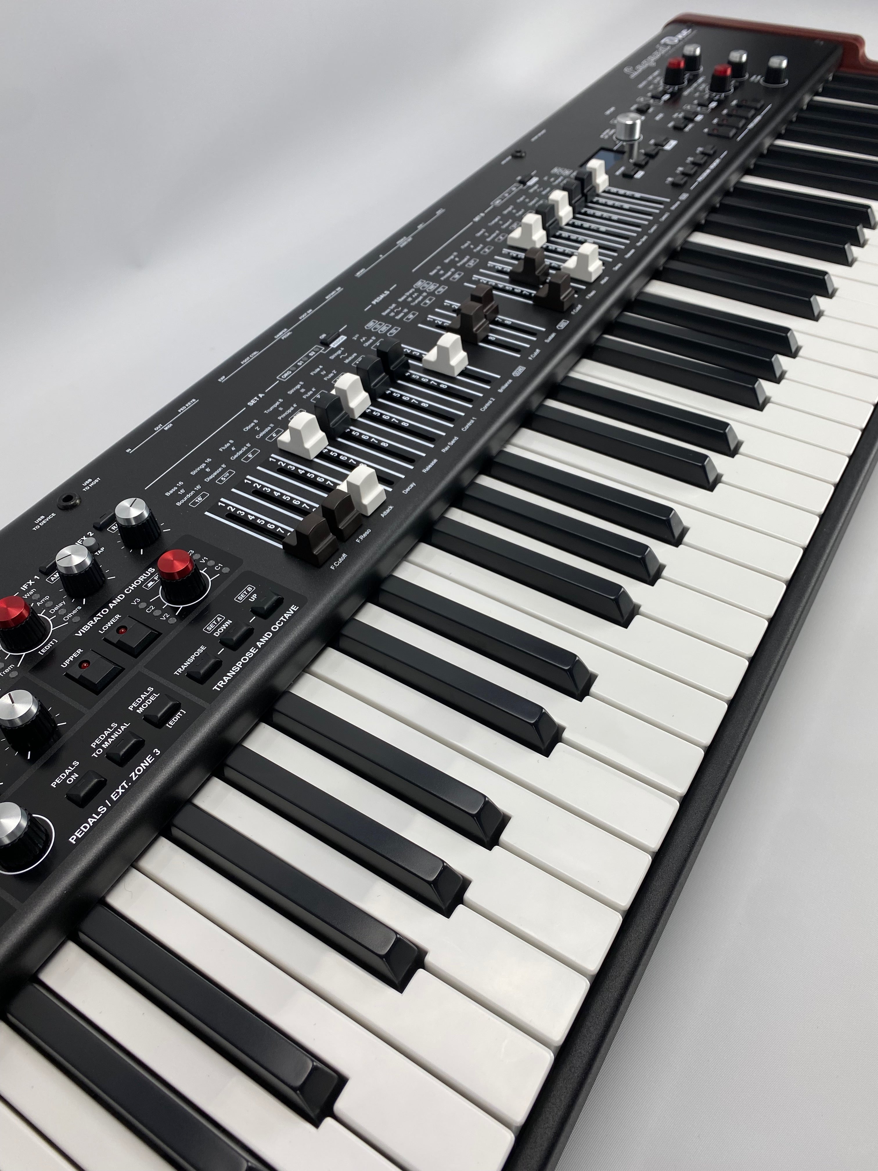 Viscount Legend One 73 Stage Keyboard (Demo)