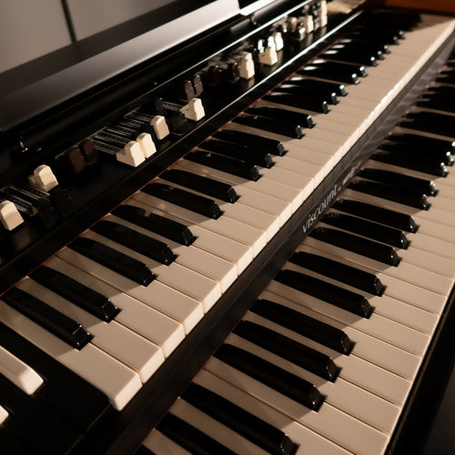 Viscount Legend Organ - View 7