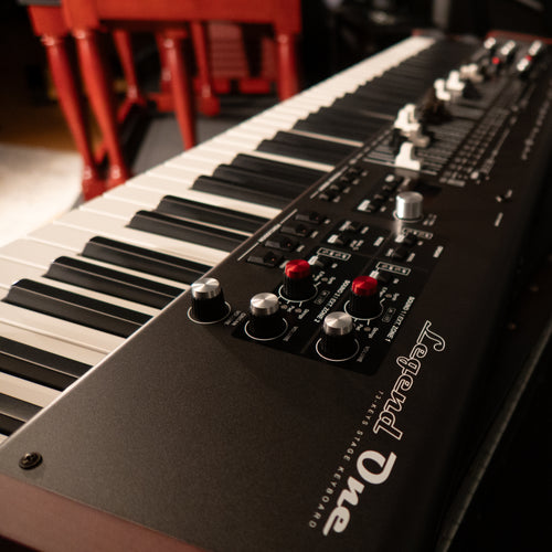 Viscount Legend One 73 Stage Keyboard - View 8