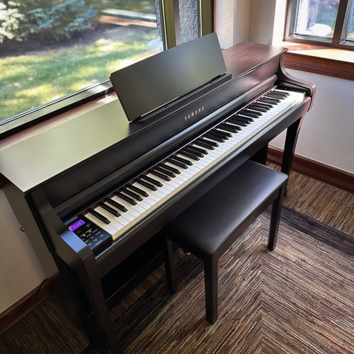 Yamaha Clavinova CLP-835 Digital Piano - Rosewood - view 1 9