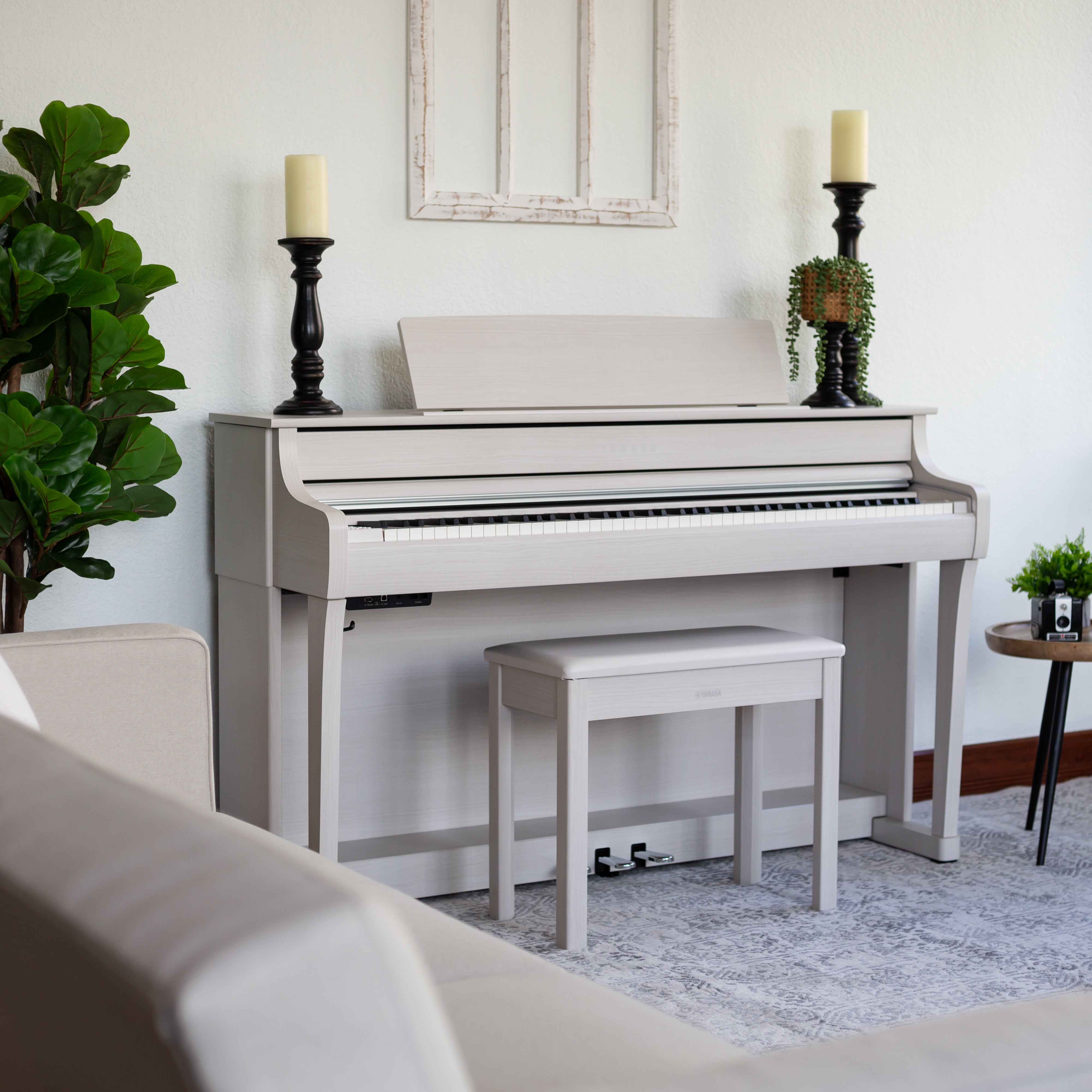 Yamaha Clavinova CLP-845 Digital Piano - White Birch, view 1
