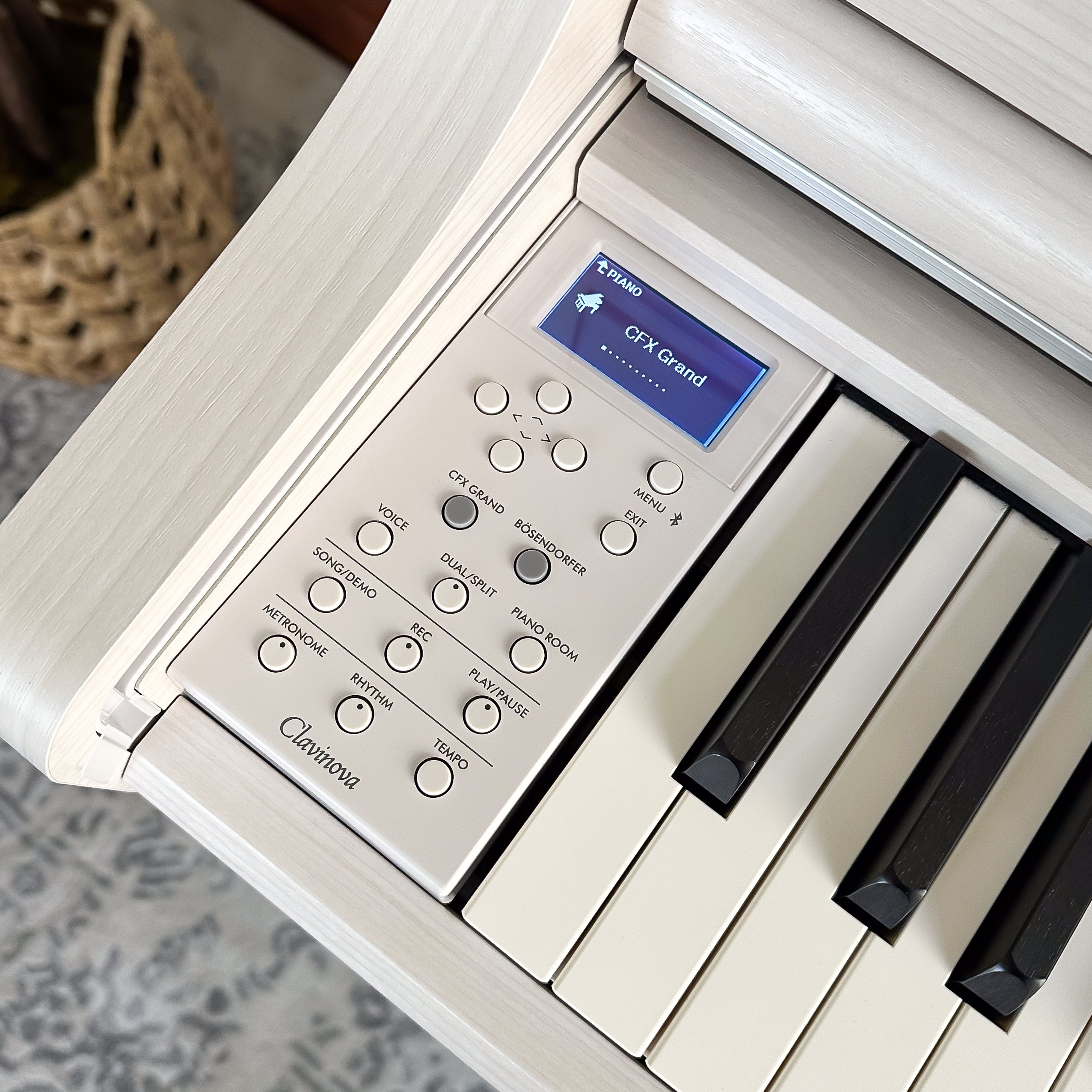 Yamaha Clavinova CLP-845 Digital Piano - White Birch, view 6