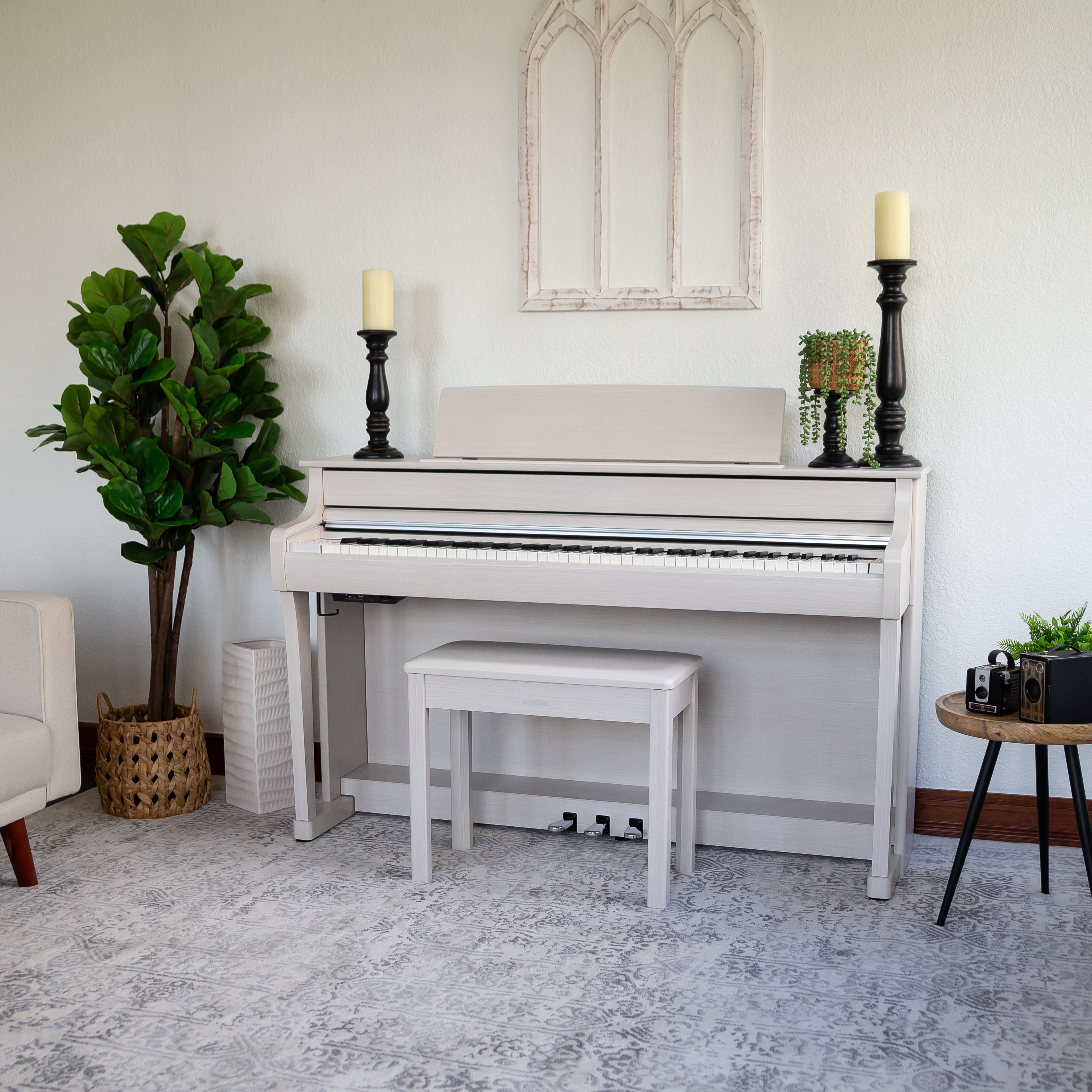 Yamaha Clavinova CLP-845 Digital Piano - White Birch, view 4