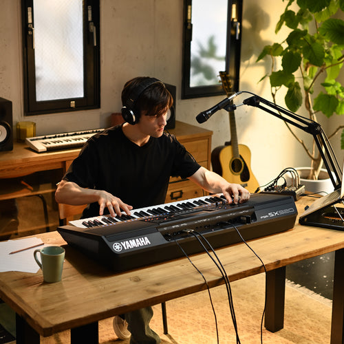 Yamaha PSRSX920 61-key Arranger Keyboard, View 8