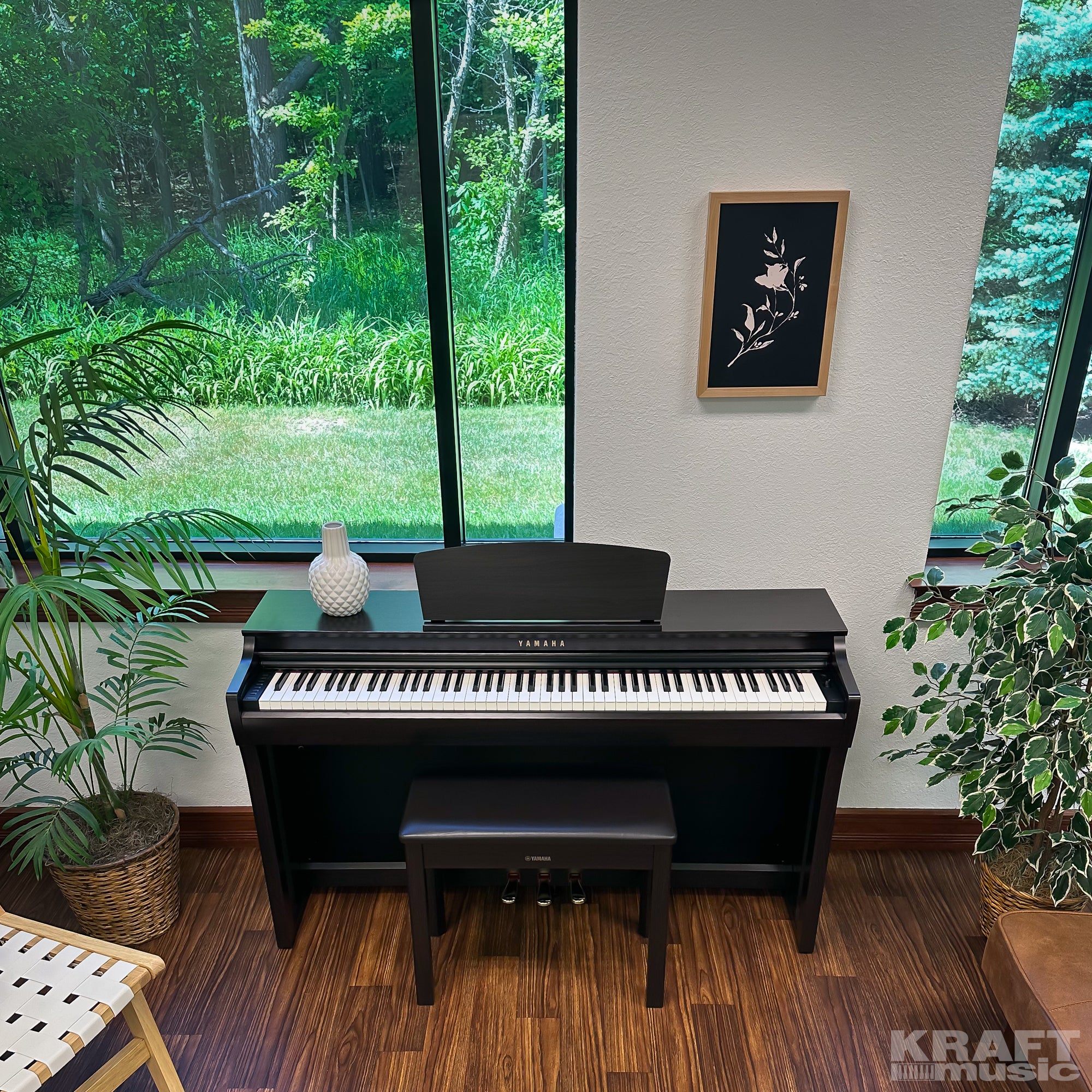 Yamaha Clavinova CLP-725 Digital Piano - Rosewood - front view from above