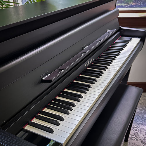 Yamaha Clavinova CLP-885 Digital Piano - Matte Black with music rest down
