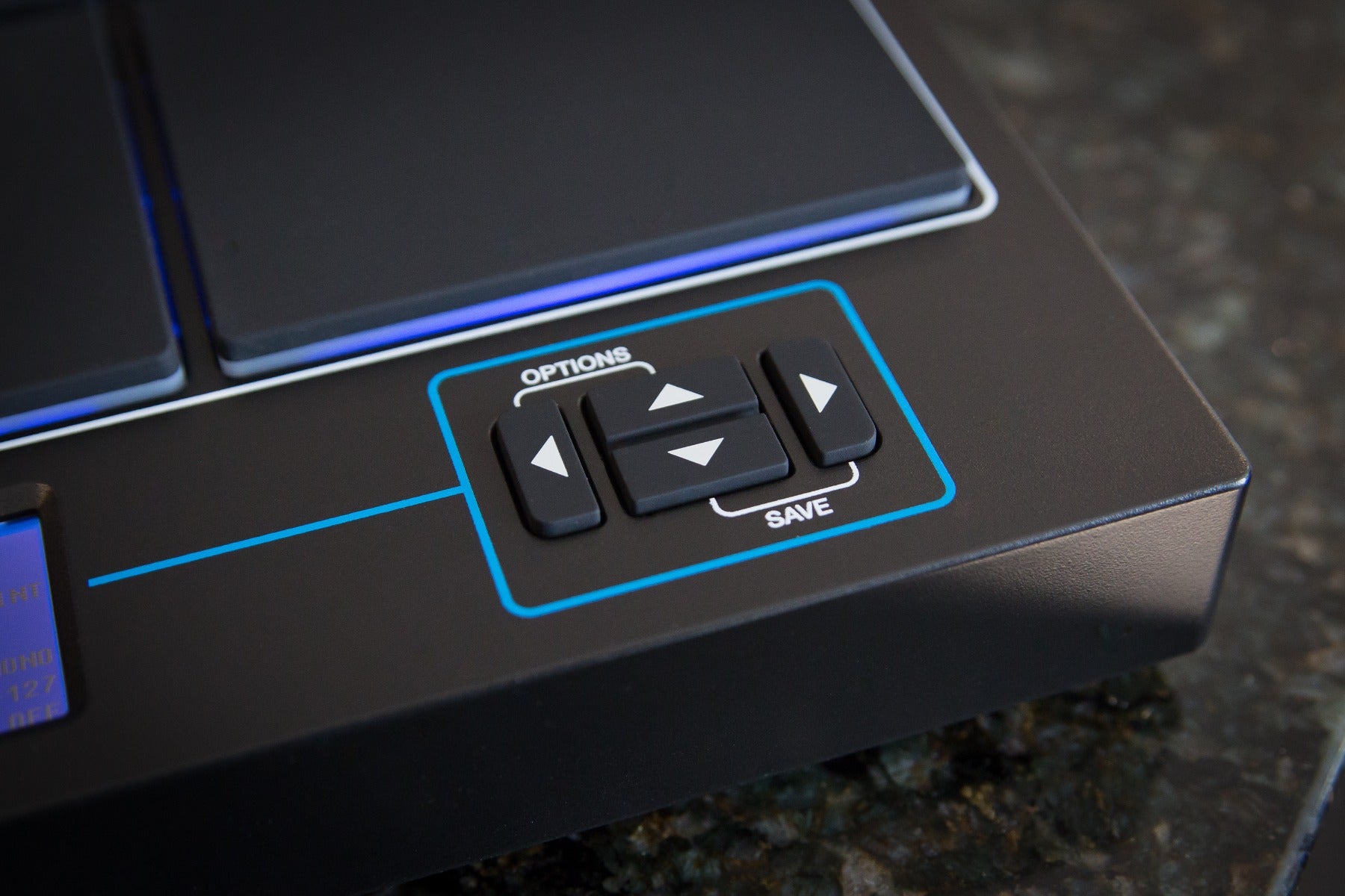 Image of the Alesis SamplePad Pro close up view of navigation controls