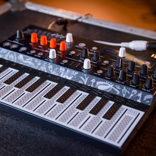 Arturia MicroFreak Experimental Hybrid Synth