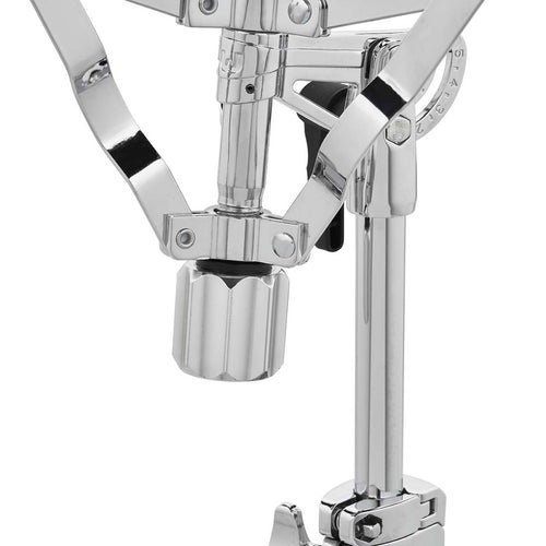Detail image of Drum Workshop DWCP3300A Snare Drum Stand showing diameter adjustment hardware