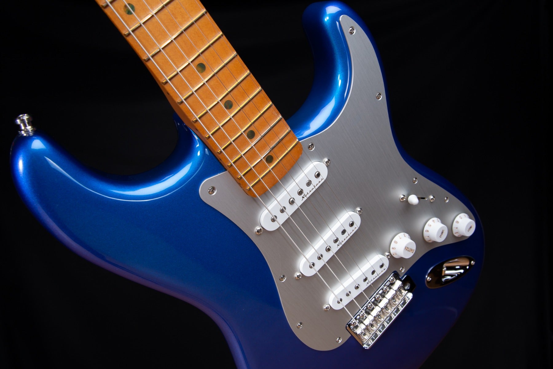 Fender Limited Edition H.E.R. Stratocaster - Blue Marlin view 5