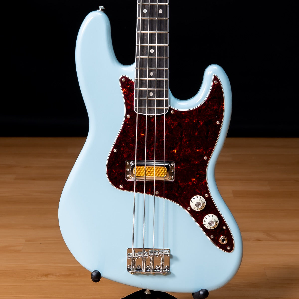 Fender Gold Foil Jazz Bass - Sonic Blue SN MX22302064 – Kraft Music