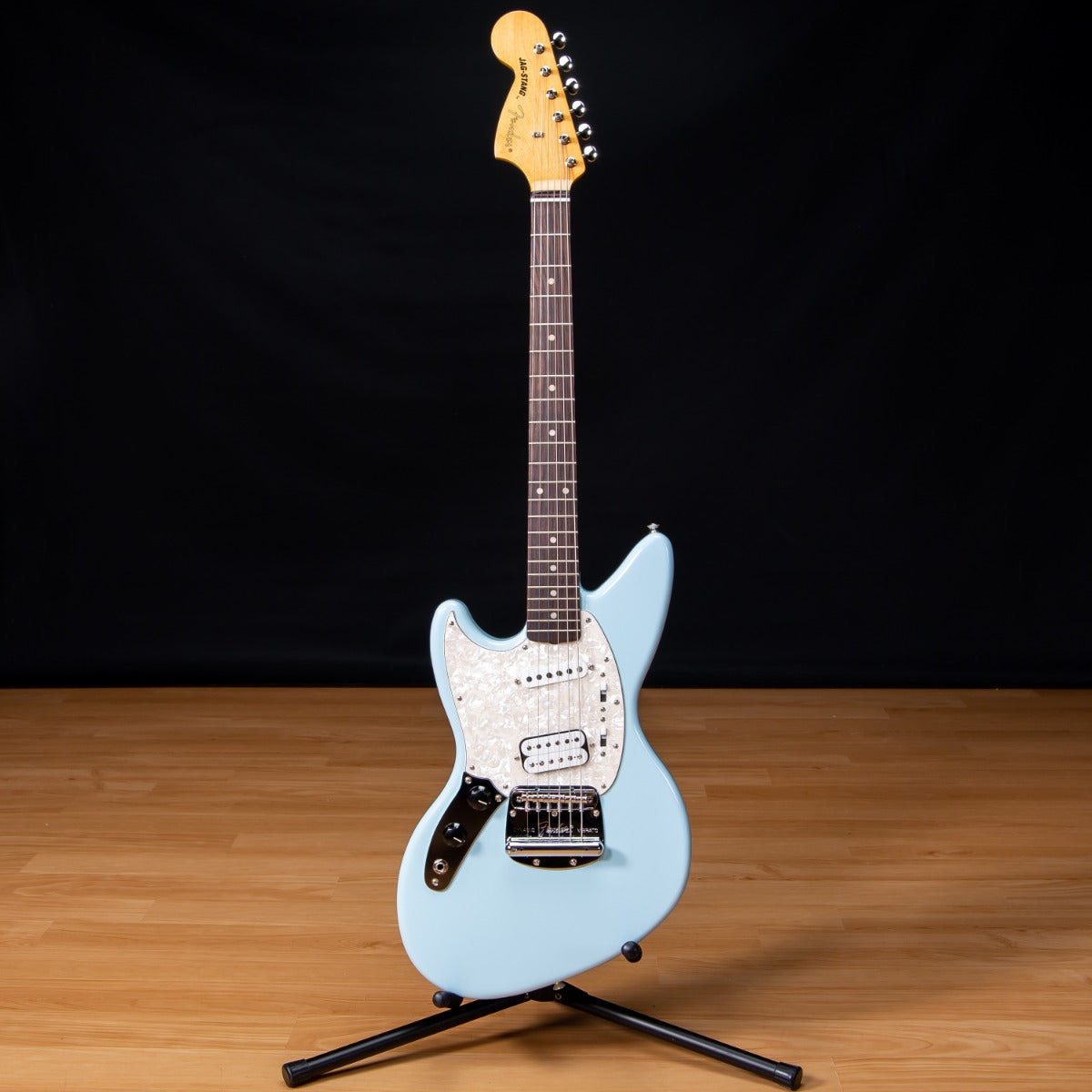 Fender Kurt Cobain Jag-Stang Left-Hand - Rosewood, Sonic Blue view 2