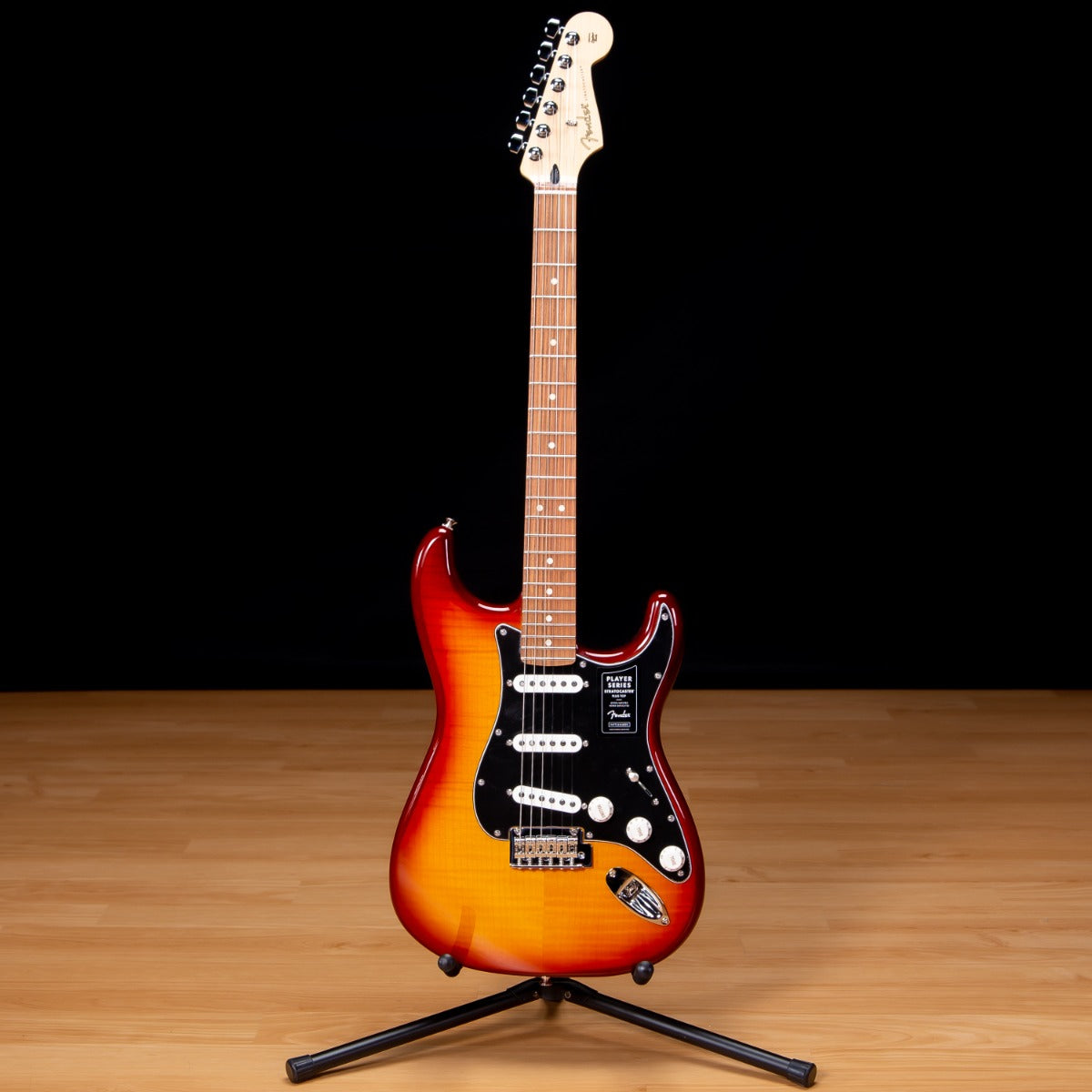 Fender Player Stratocaster Plus Top Pau Ferro Tobacco Sunburst