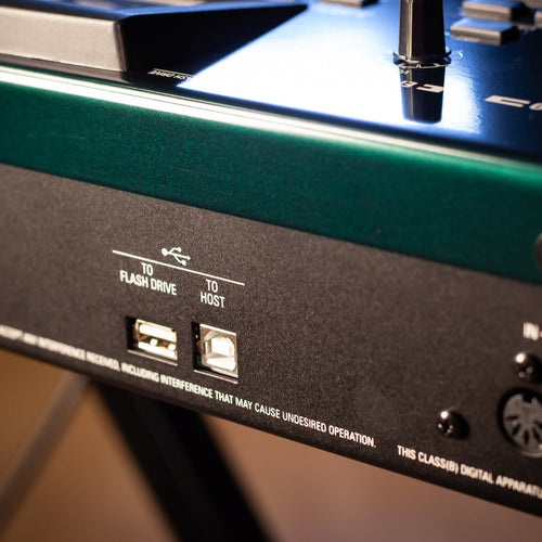 Hammond SK Pro 61 Portable Organ USB inputs
