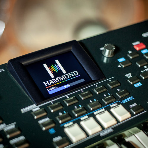 Hammond SK Pro 73 Portable Organ LED screen