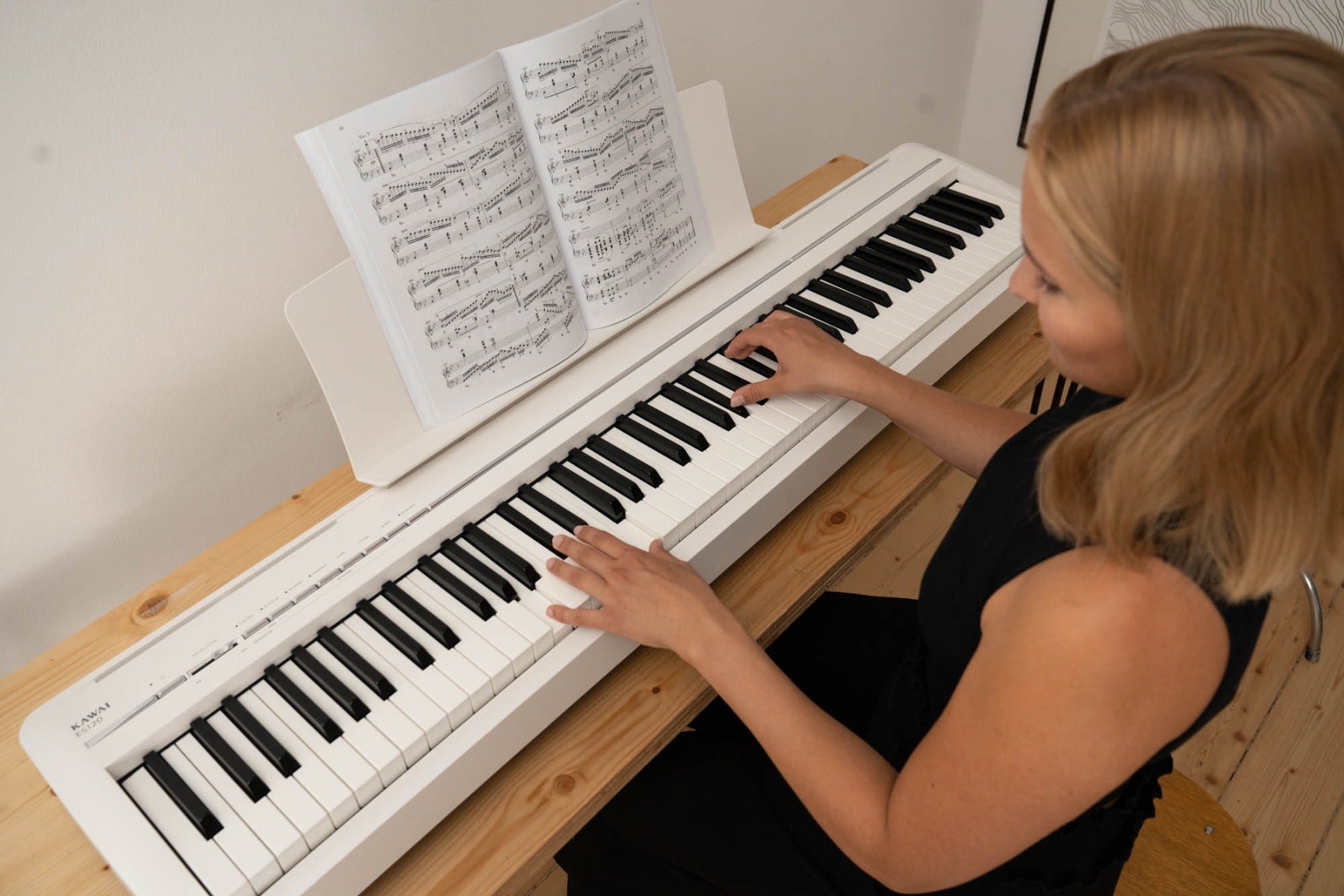 Kawai ES120 Portable Digital Piano - White, View 8