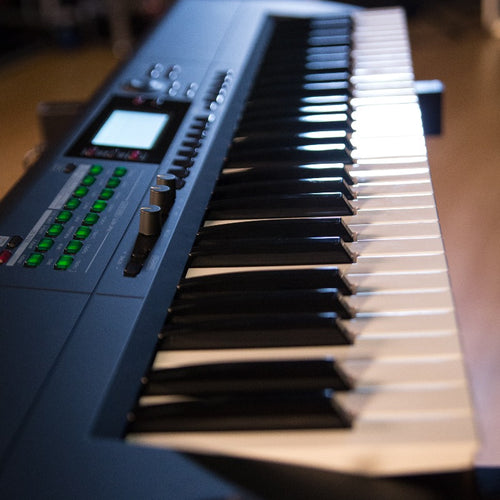 Style shot straight down the keys of the KORG i3