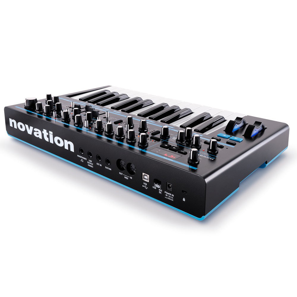 novation bass station ii monophonic analog synthesizer