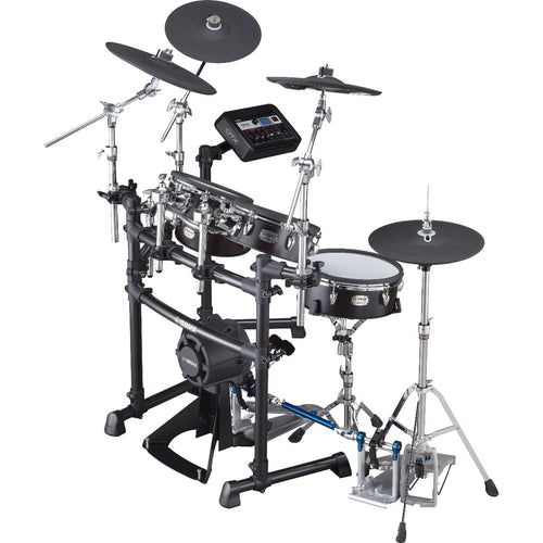 Perspective view of Yamaha DTX8K-M BF showing right side and front