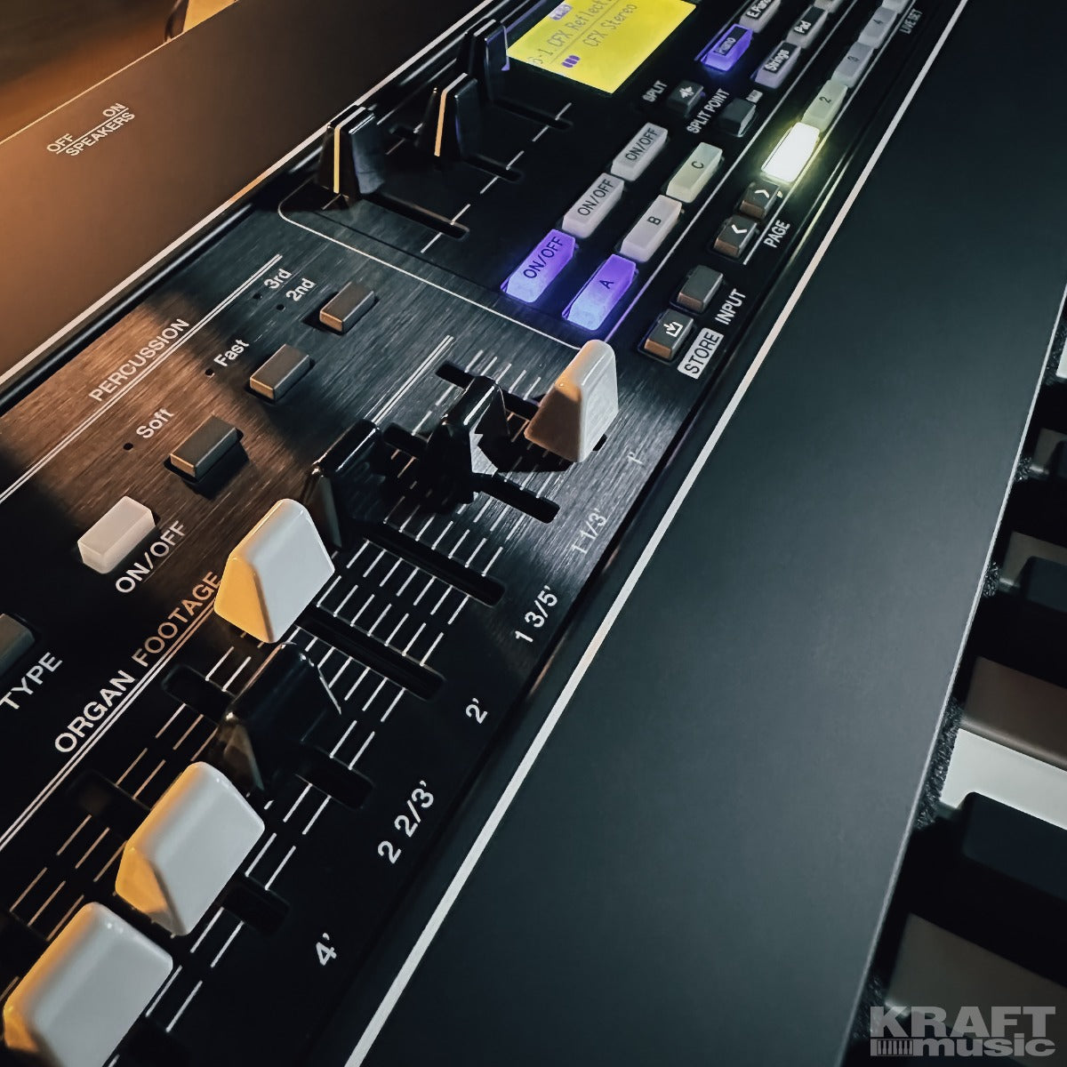 Yamaha CK61 Stage Keyboard - View 5