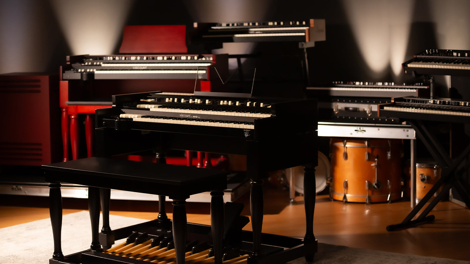 Viscount Legend & Legend Soul Organs in a studio
