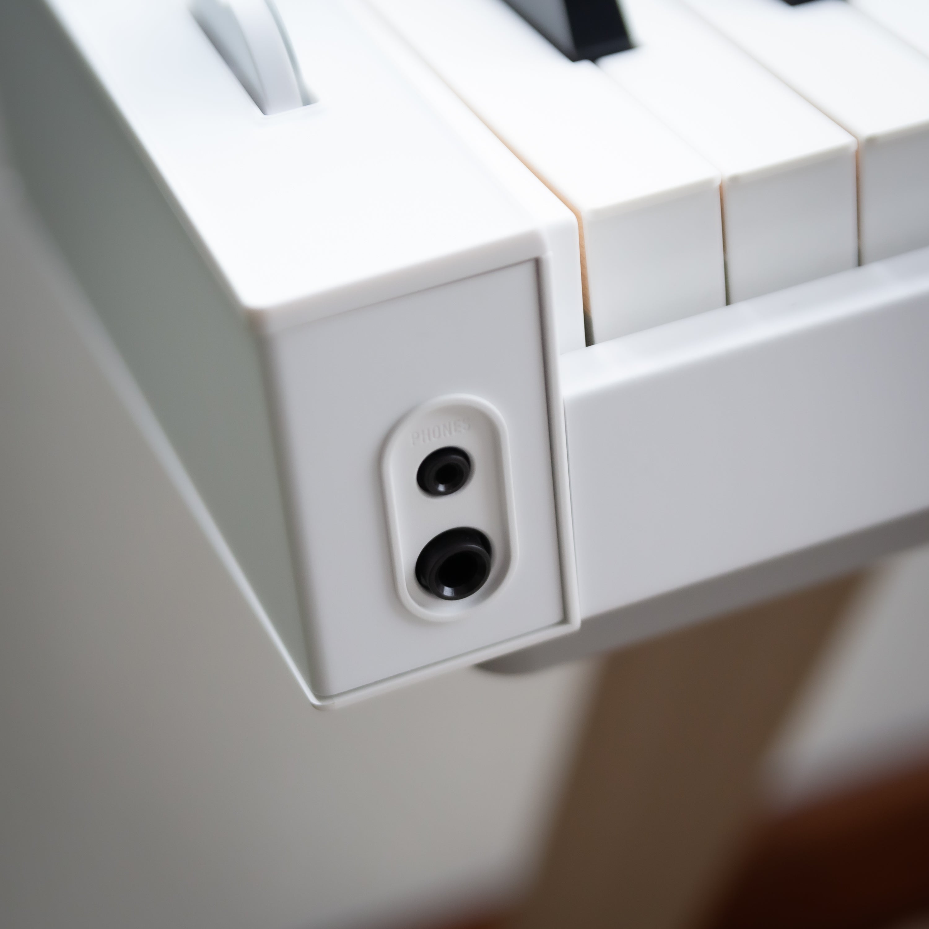 Casio PX-S7000 Digital Piano - White – Kraft Music