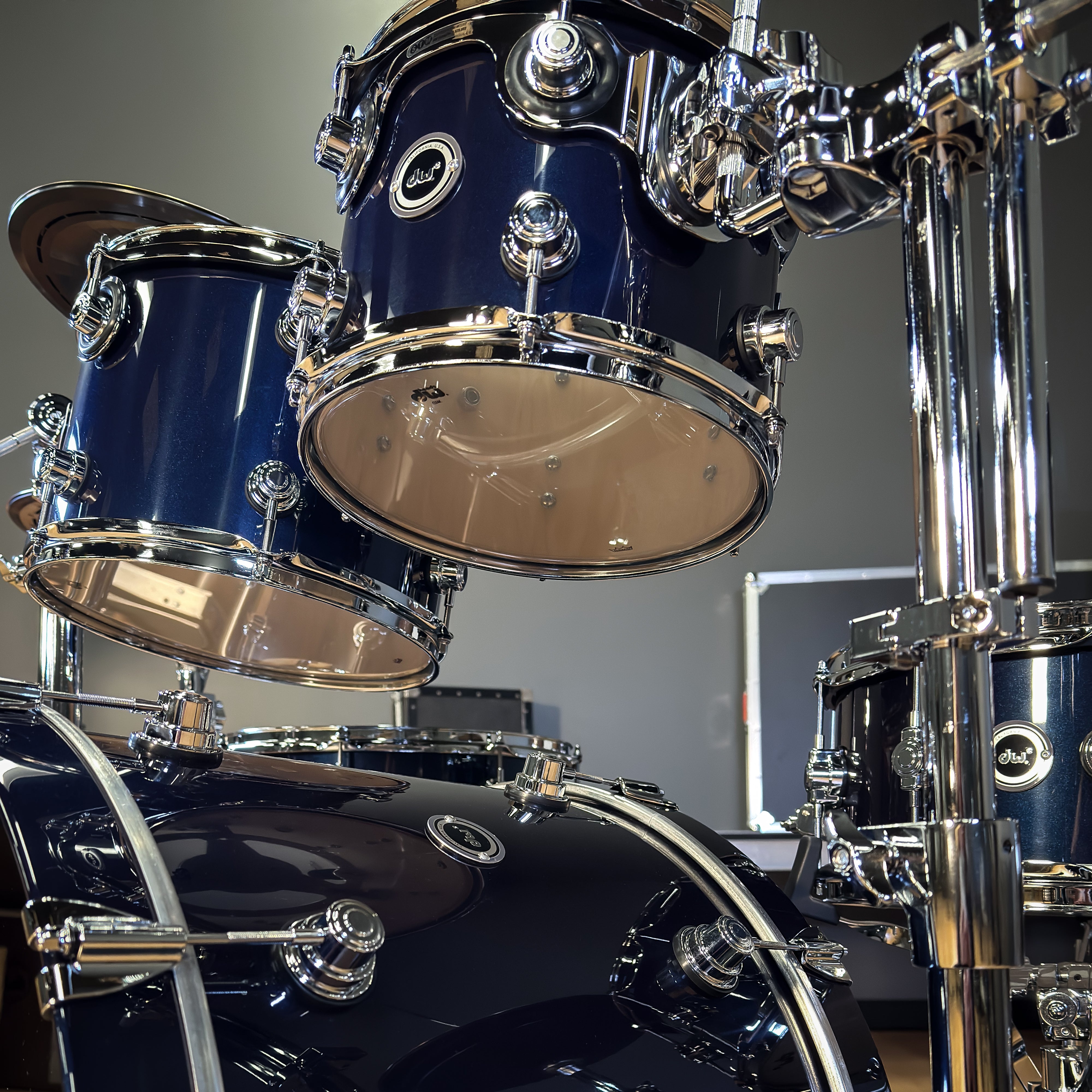 Drum Workshop DEKTLC05TBMBMCP DWe 5-Piece, Midnight Blue Metallic COMPLETE DRUM KIT - View 16