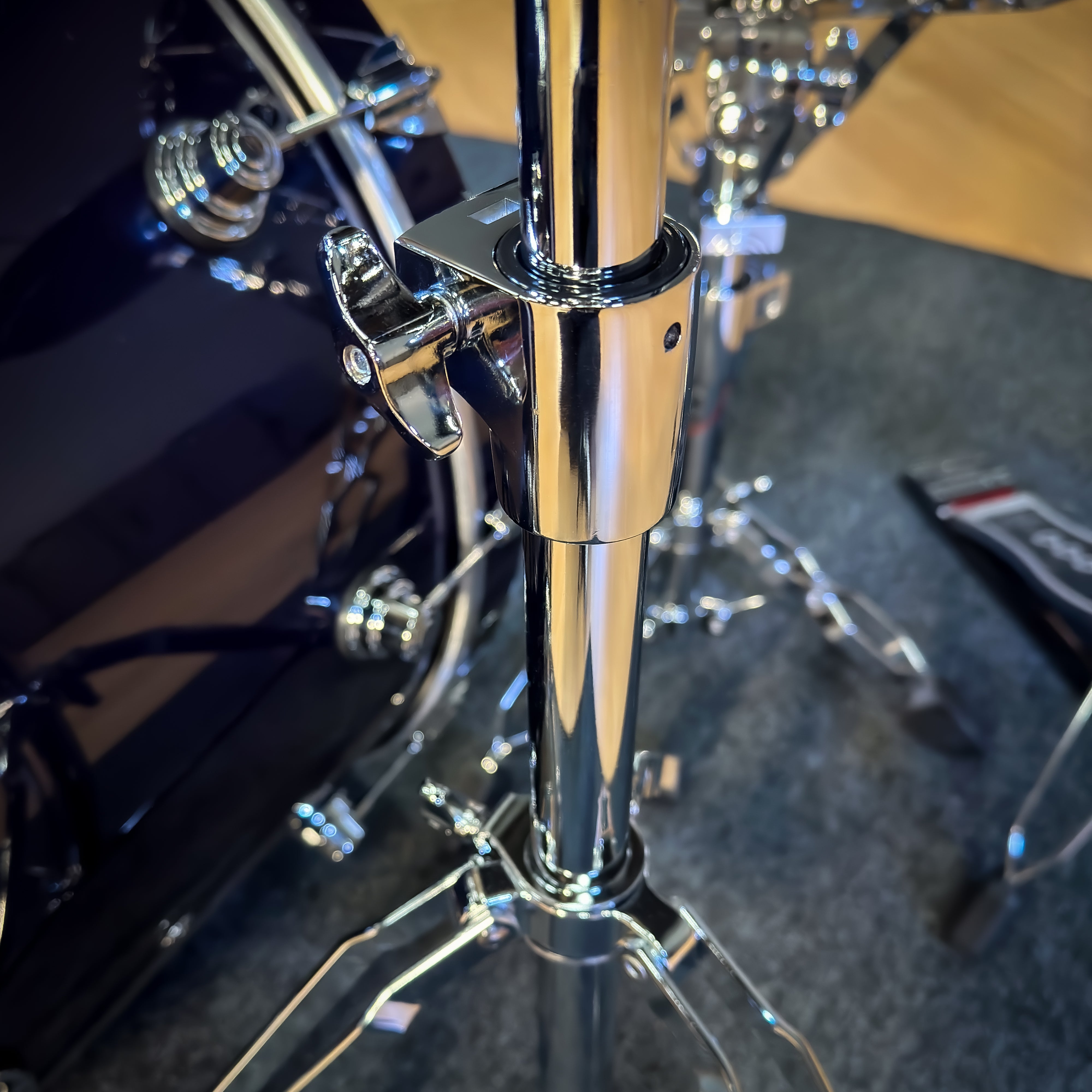 Drum Workshop DEKTLC04TAMBMCP DWe 4-Piece, Midnight Blue Metallic COMPLETE DRUM KIT - View 6
