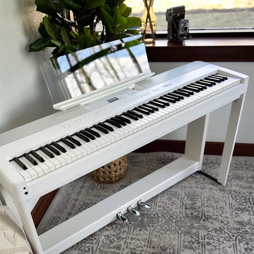 Kawai ES520 Portable Digital Piano - View 1