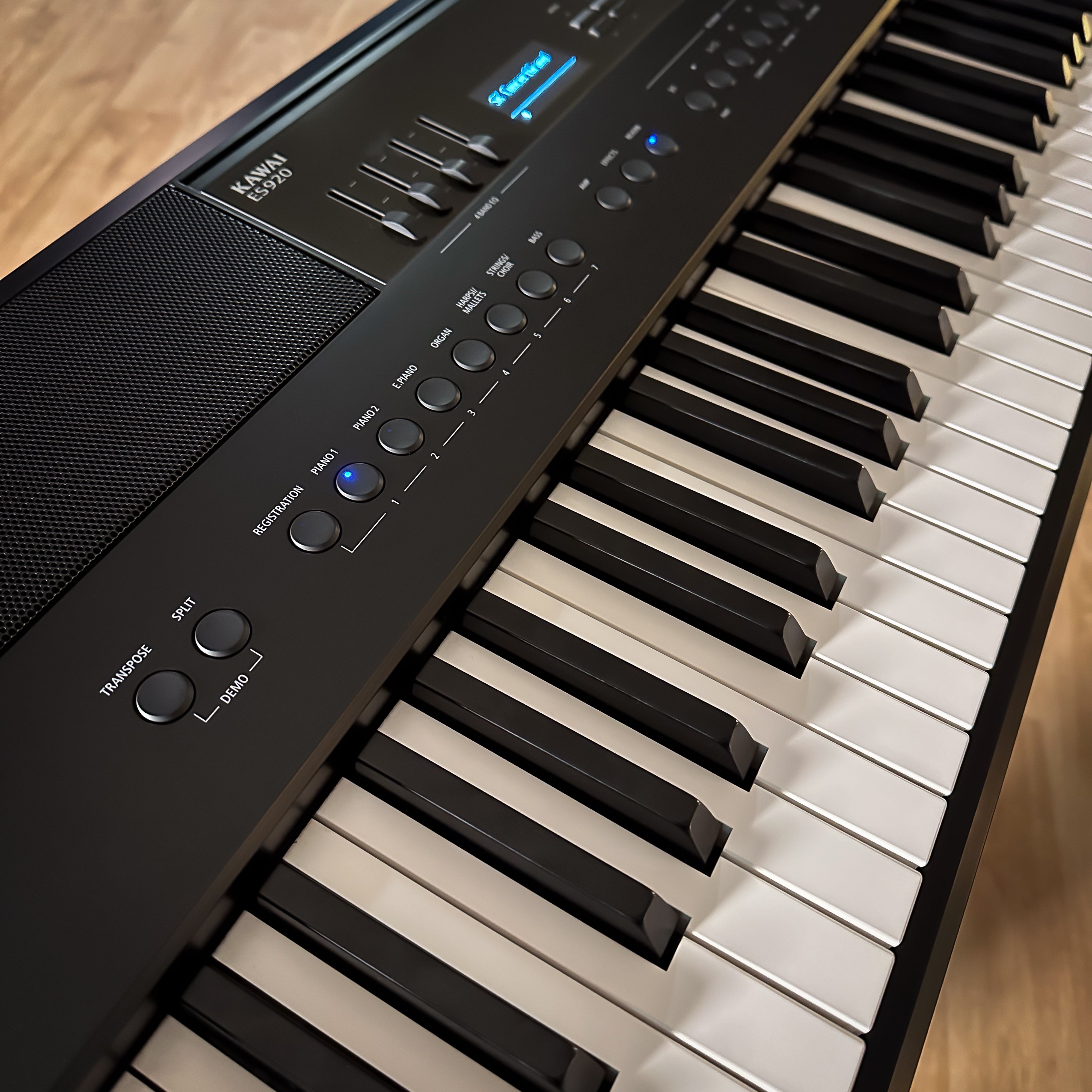 Kawai ES920 Portable Digital Piano, view 8
