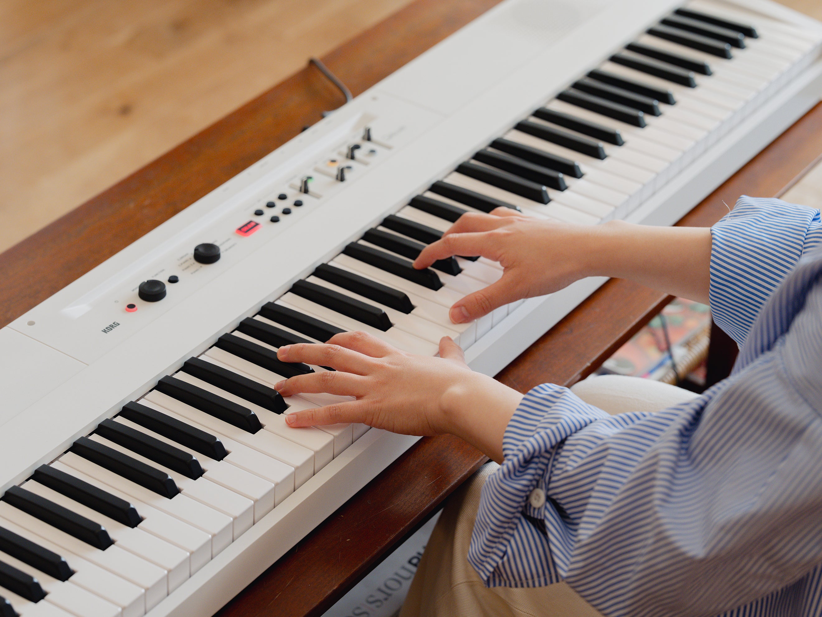 Korg Liano LIVE! Livestream-Ready Digital Piano – Save with
